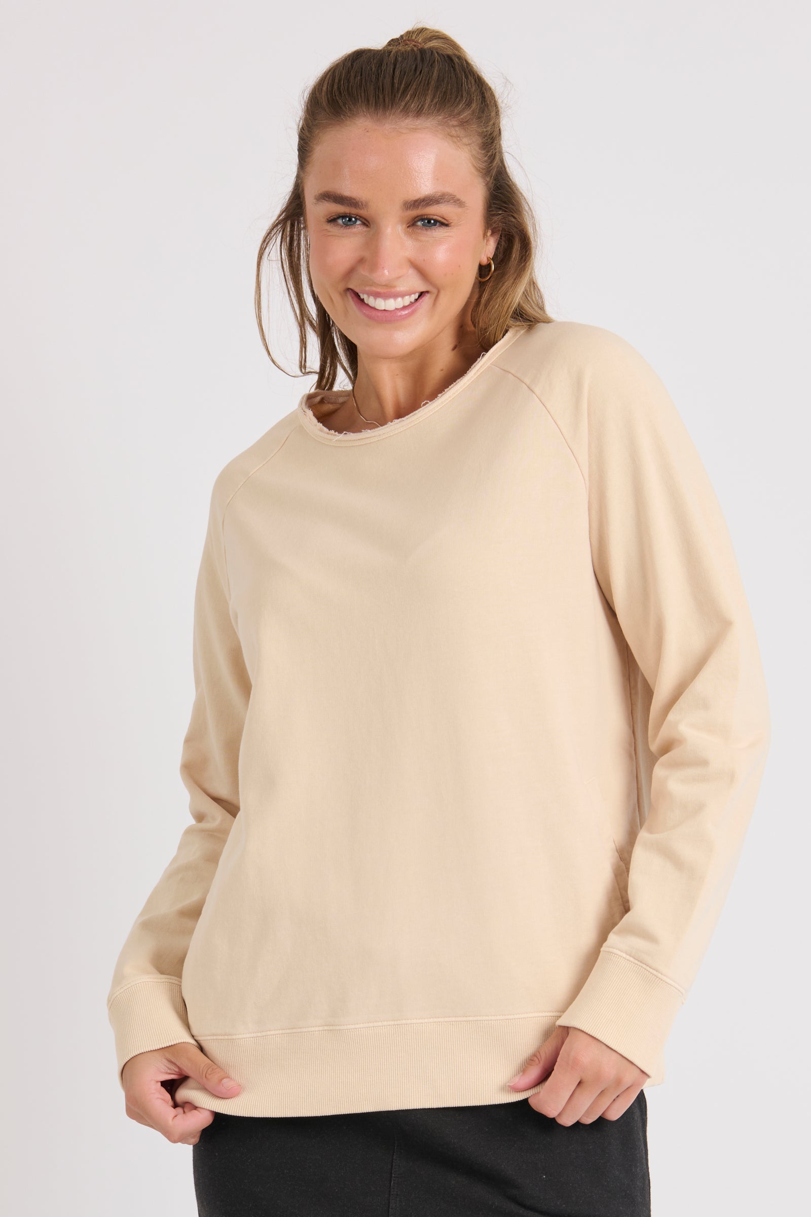 【メーカー直売】の商品をすべて AEHRR nonnotte（nonnotte Pullover Sleeve Raglan トップス