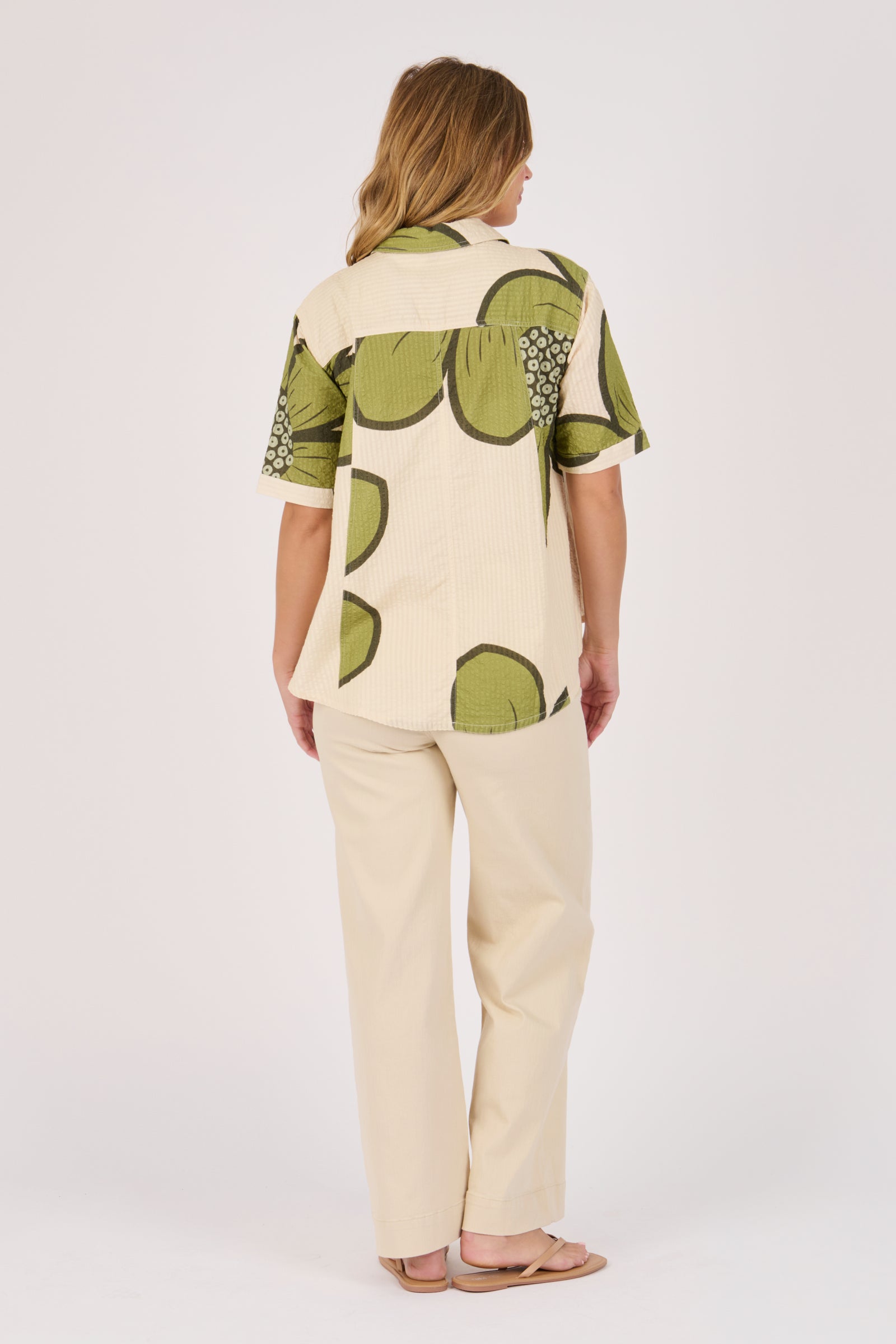 Ellis & Dewey Short Sleeve Button Through Shirt in Green Floral – 100% cotton collared shirt with button-through front and short sleeves, designed in Geelong Australia.